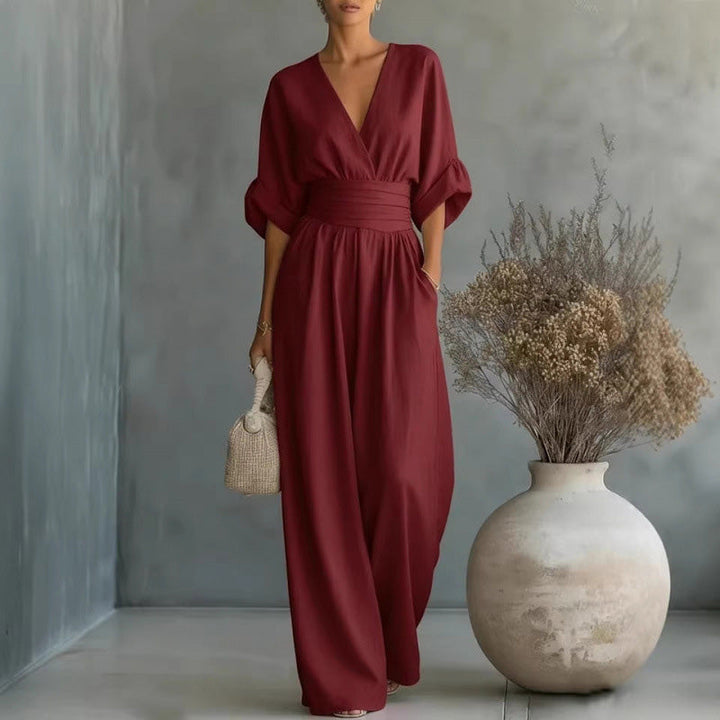 Olivia | Elegancki kombinezon maxi z dekoltem V