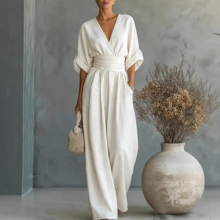 Olivia | Elegancki kombinezon maxi z dekoltem V